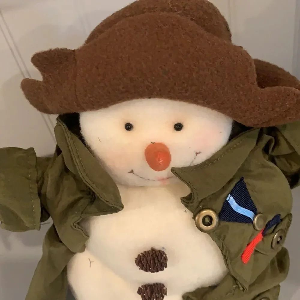 Hallmark Snowman - Picture 2 of 5